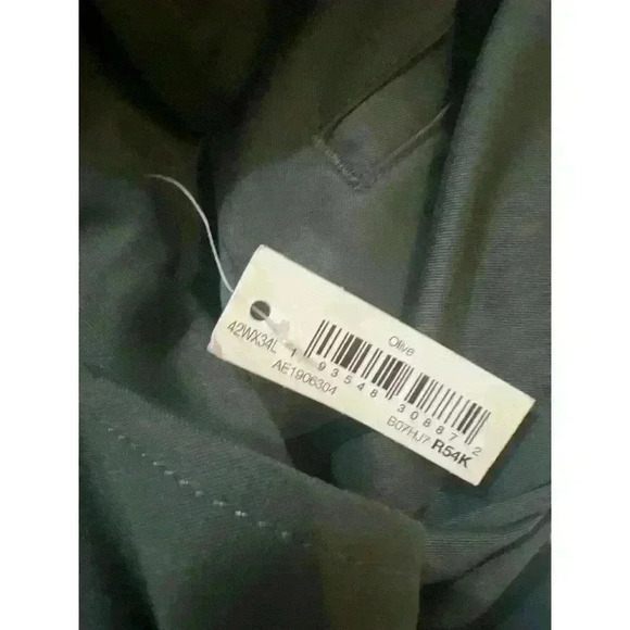 Men's Amazon Essentials Classic Fit Pants Olive NWT Size 42W X 34L - Picture 10 of 10